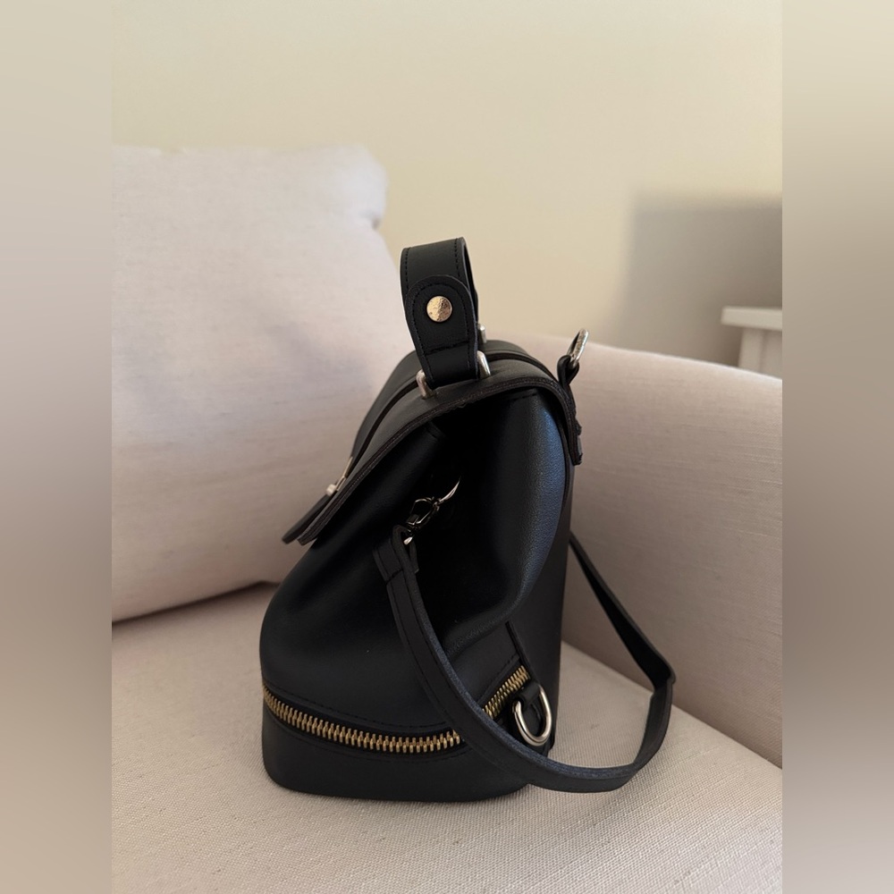 Rooty Multifunctional Backpack, Black, Made In Ko… - image 3